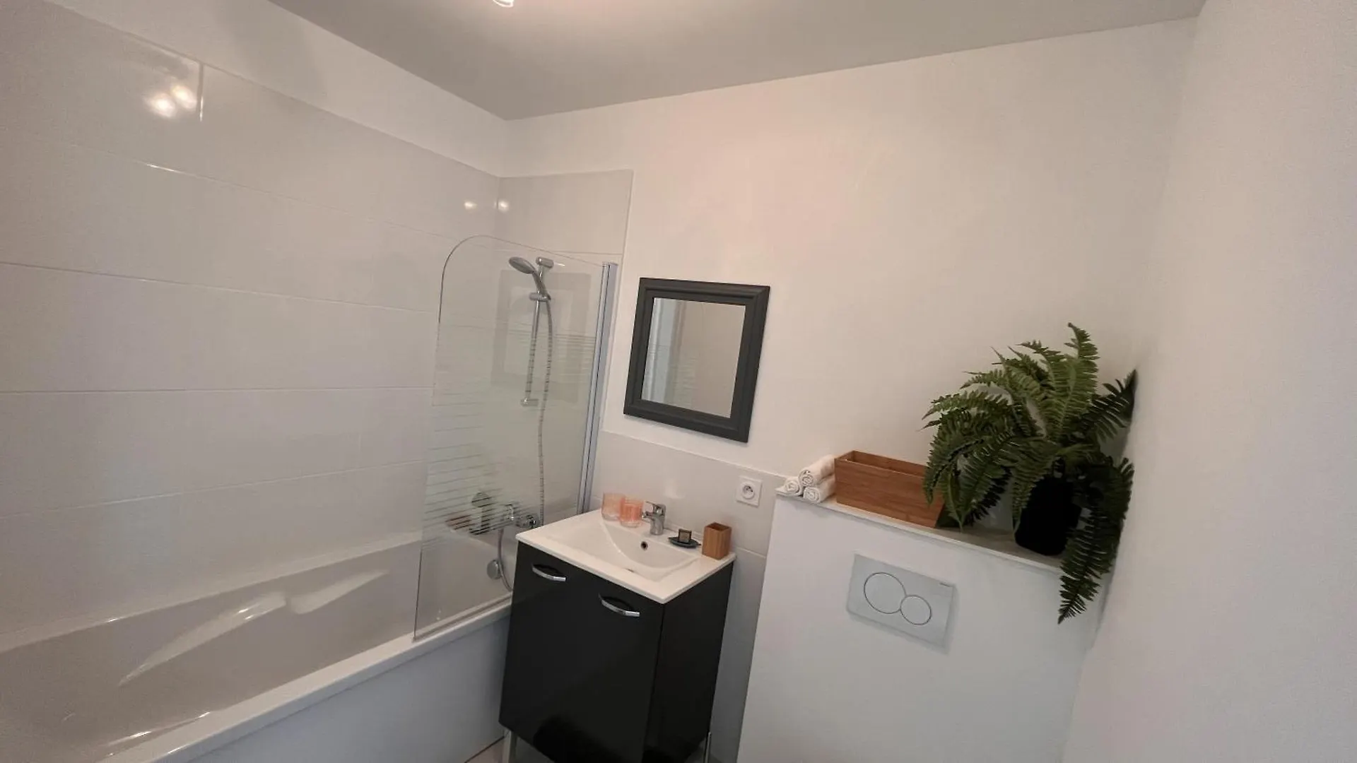 Le Clos Du Moulin 1 - Maison, Jardin, 3 Chambres (Adults Only) Entraigues-sur-la-Sorgue